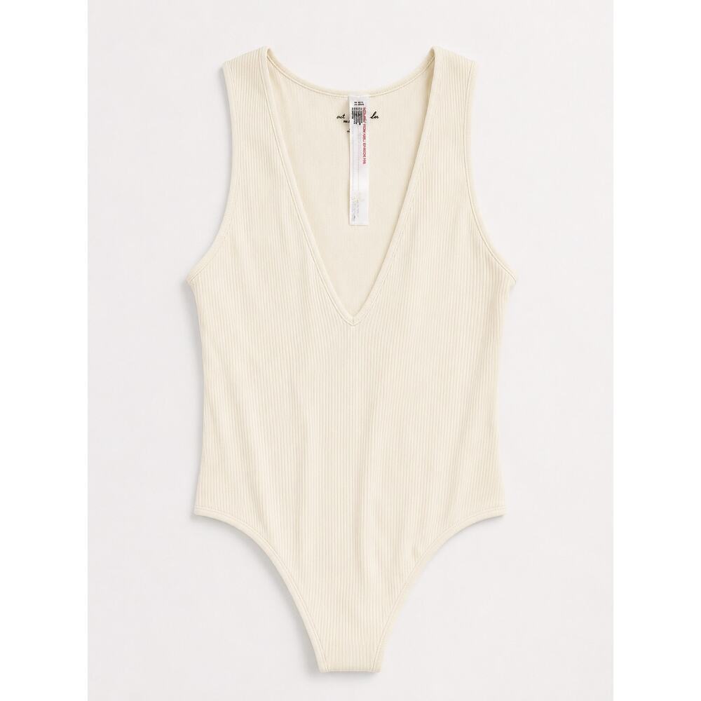 Out from Under Cream Ribbed Thong Bodysuit Sleeveless Stretch Top Size Large